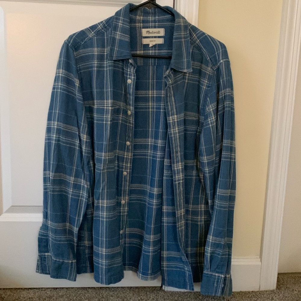Maxwell easy fit size small flannel shirt in great condition